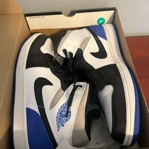 Nike Men's Black, White, and Blue Sneakers Air Jordan 1 size 14
